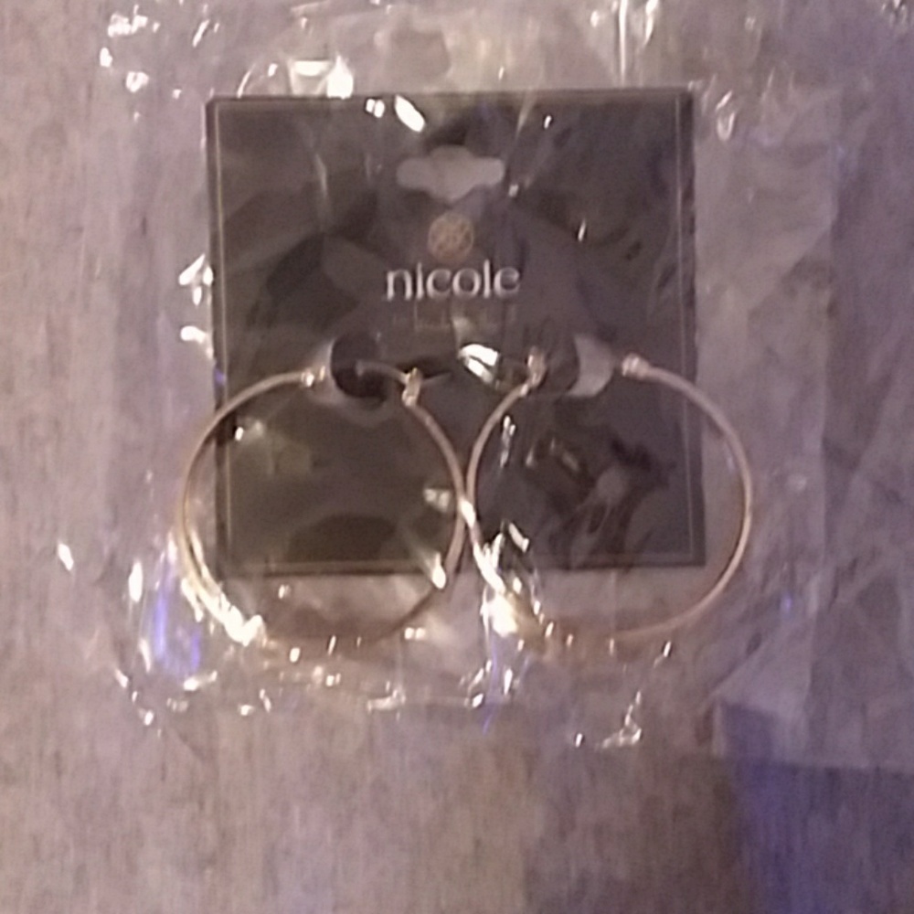 Earings